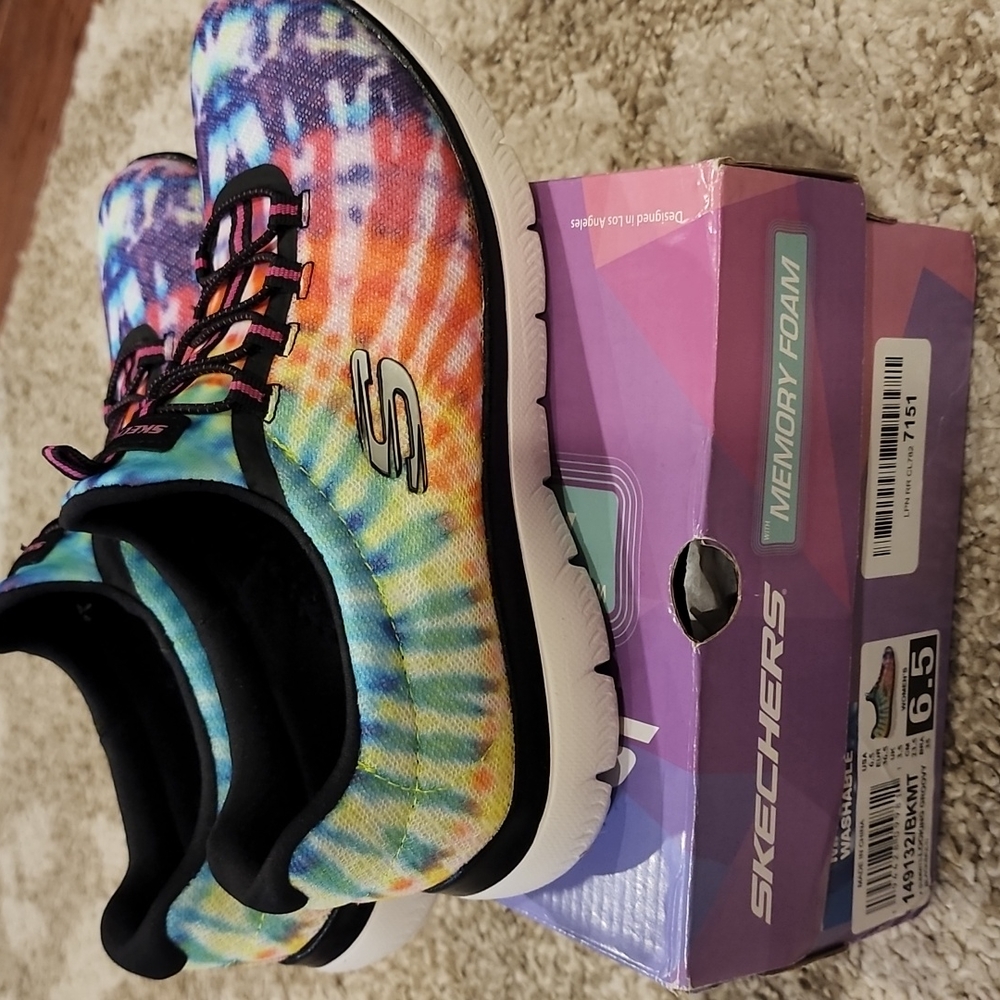 Womens Skechers Shoes